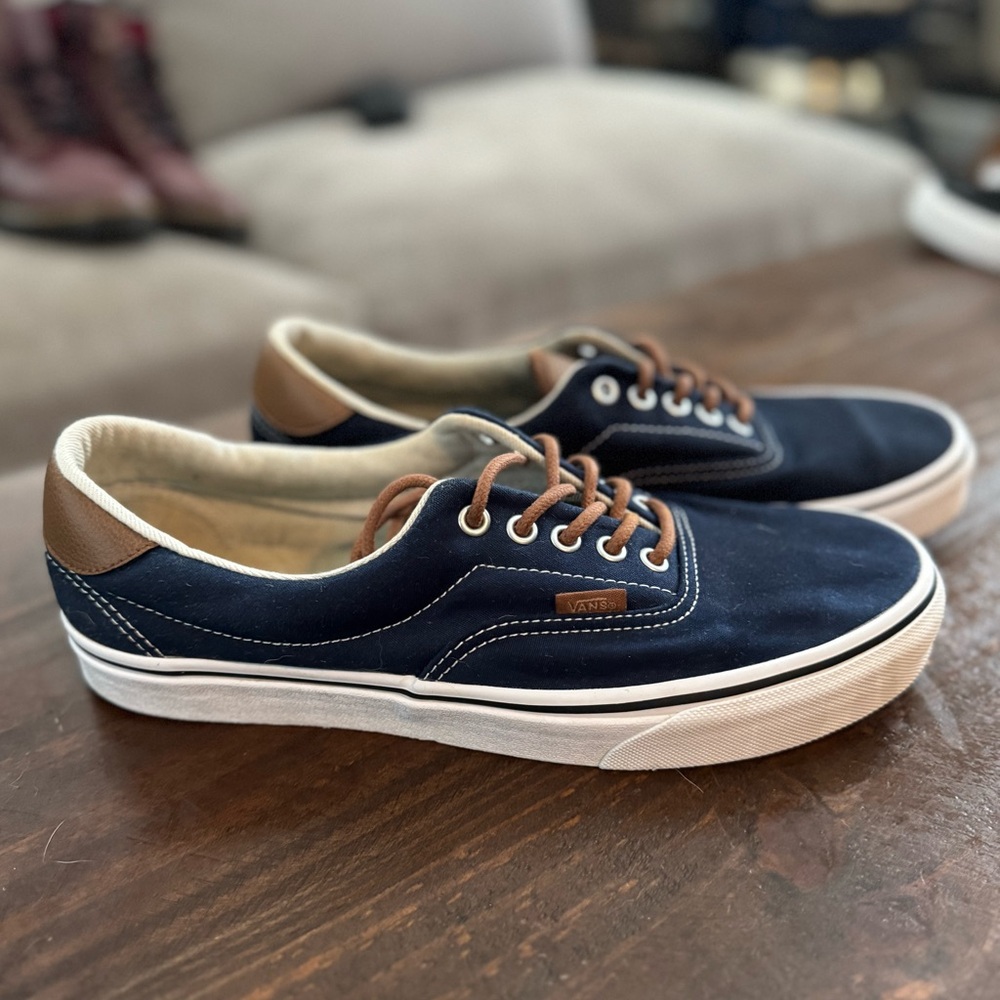 Vans Men's Navy & Brown Sneakers